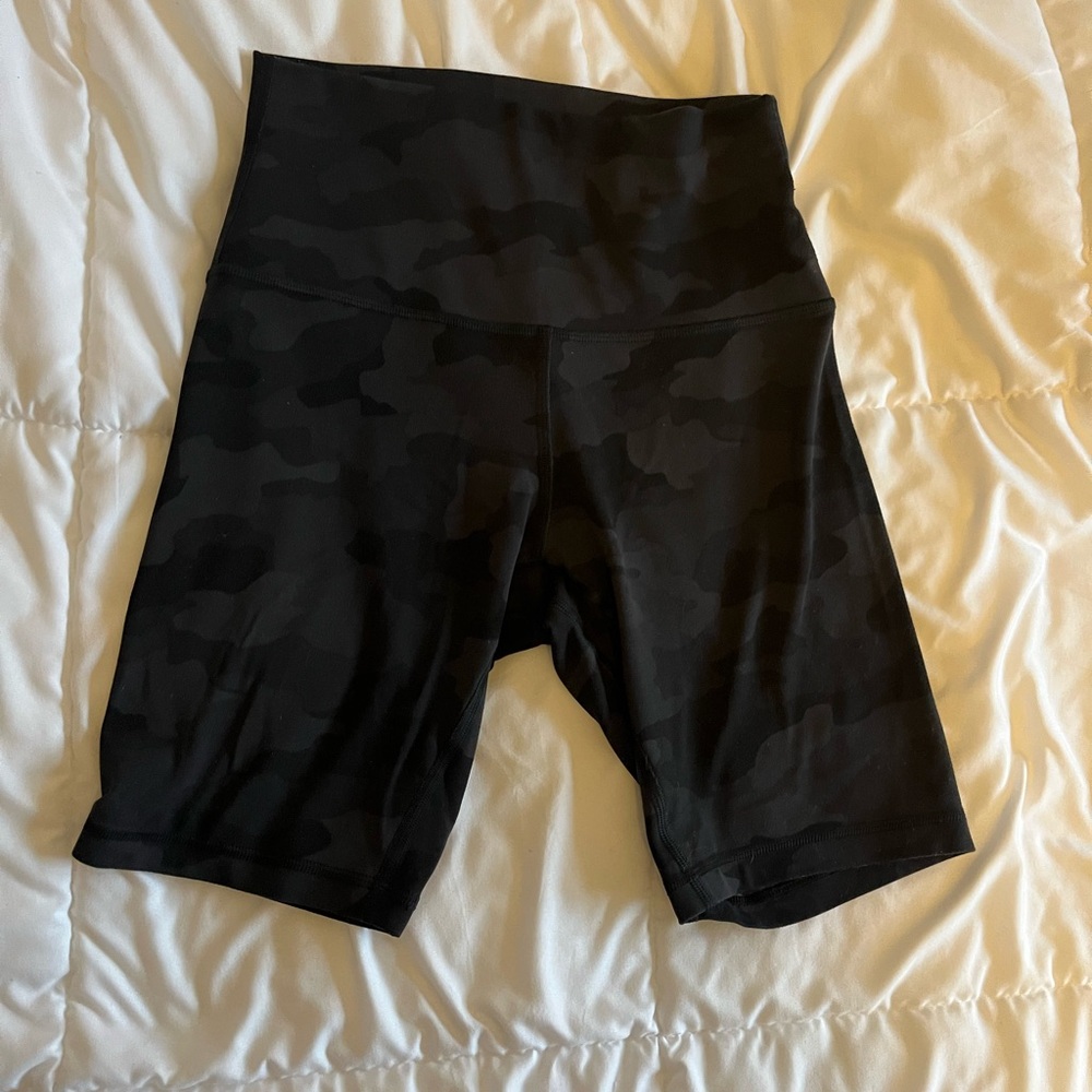 Lululemon Athletica Black Camo Bike Shorts